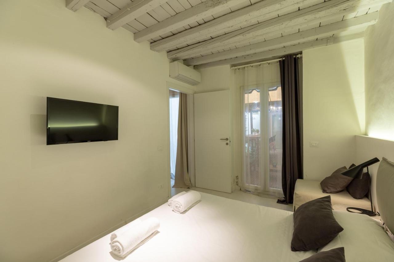 Pinti Patio Apartment Флоренція Екстер'єр фото