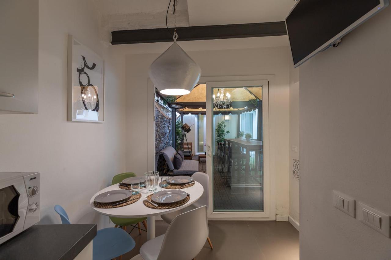Pinti Patio Apartment Флоренція Екстер'єр фото